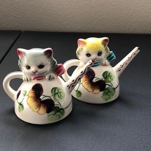 Norcrest MIYAO Japan Kittens in Teapots Salt & Pepper Shakers